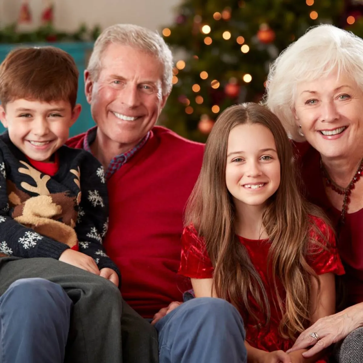 صورة لعائلة سعيدة