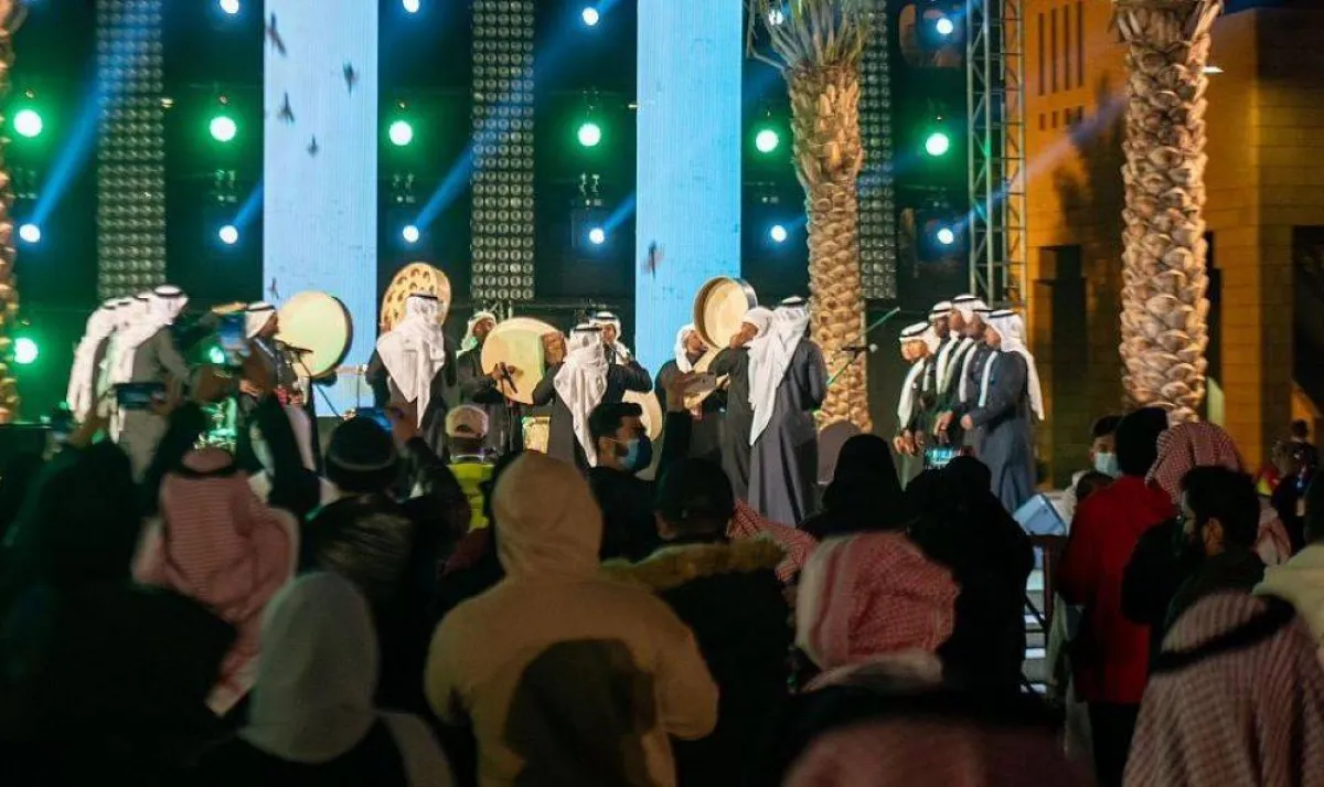 عروض فلكلورية