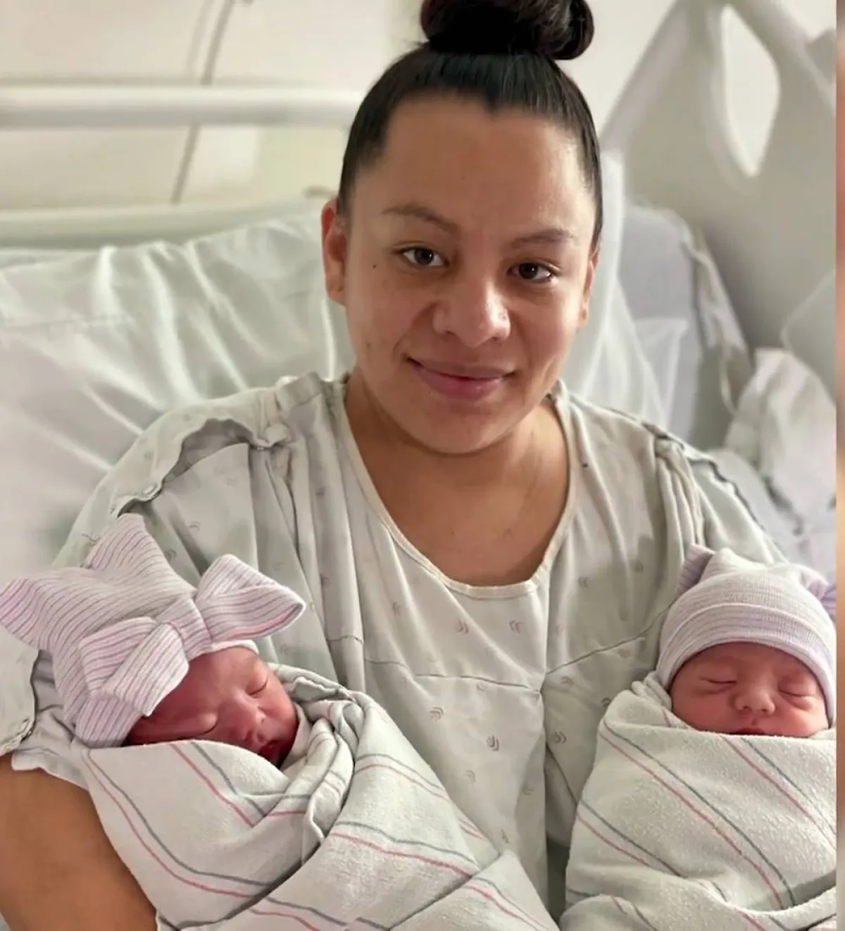 تفصل بينهما 15 دقيقة... ميلاد توأمين في كاليفورنيا خلال عامي 2021 و2022