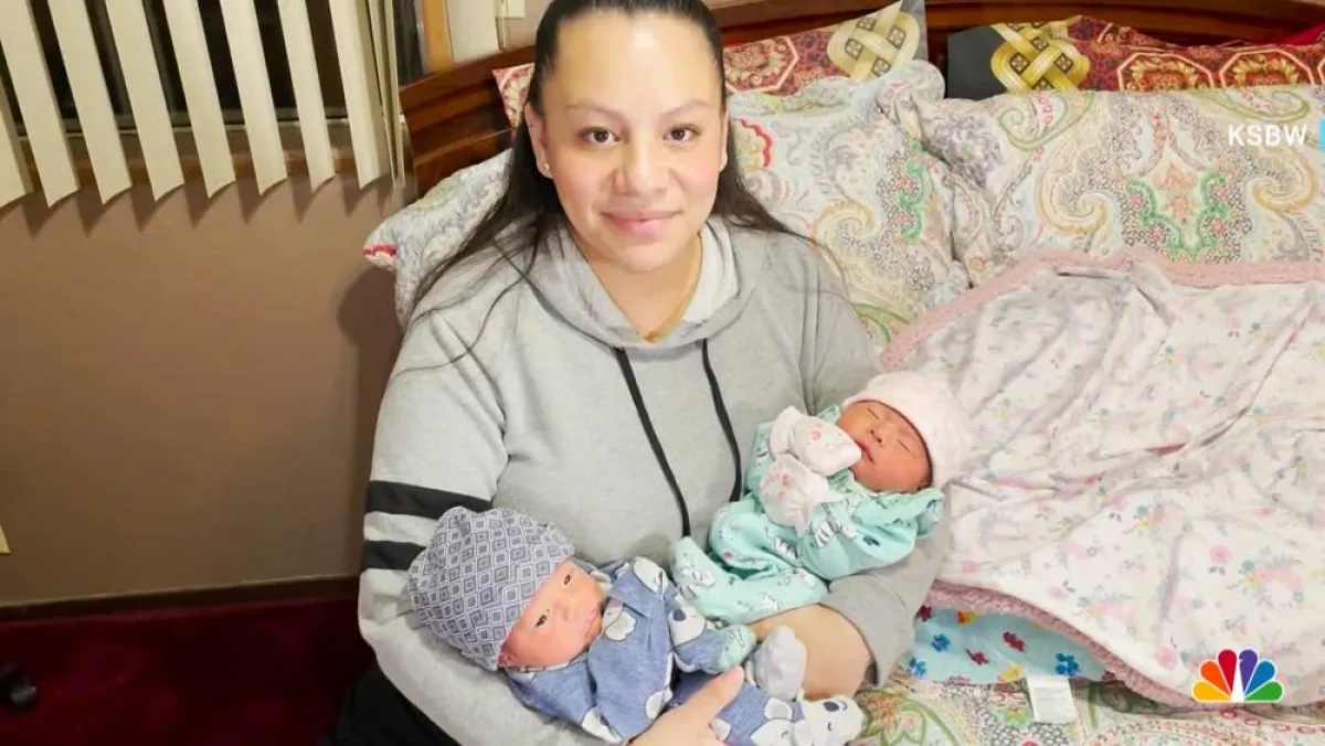 تفصل بينهما 15 دقيقة... ميلاد توأمين في كاليفورنيا خلال عامي 2021 و2022