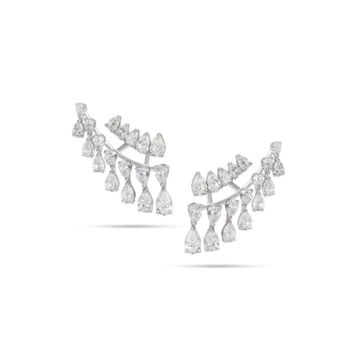 أقراط متسلقة من يسايان Yessayan