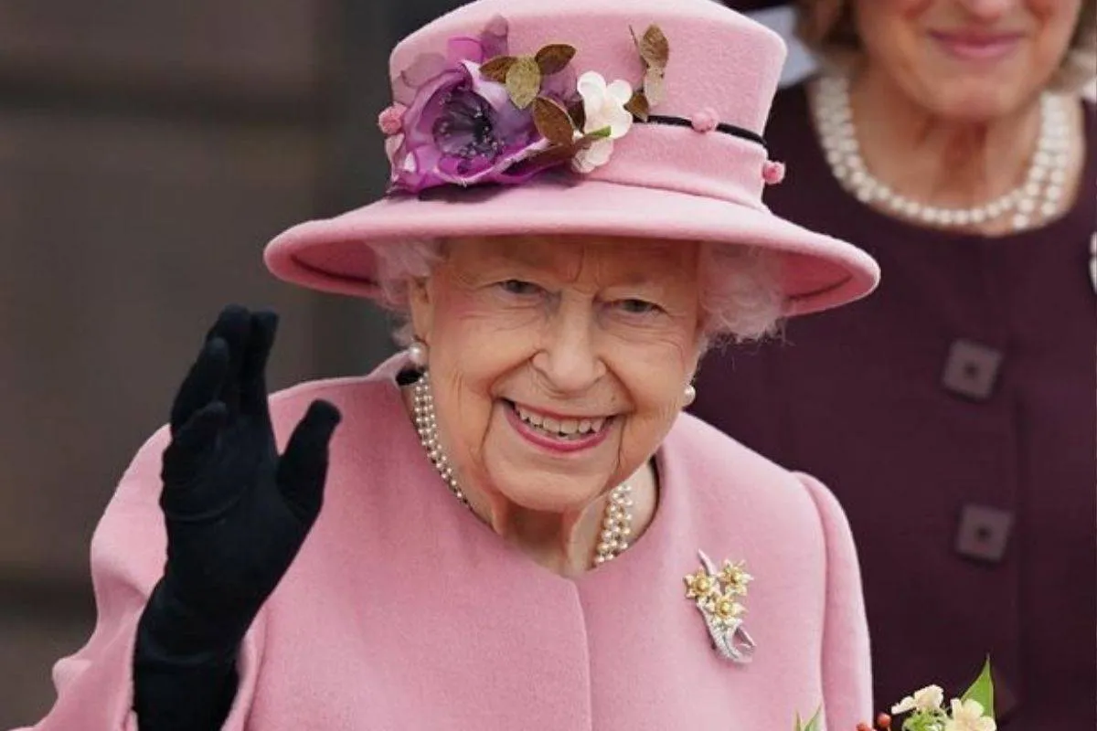 الملكة إليزابيث- الصورة من حساب The Royal Family على إنستغرام 