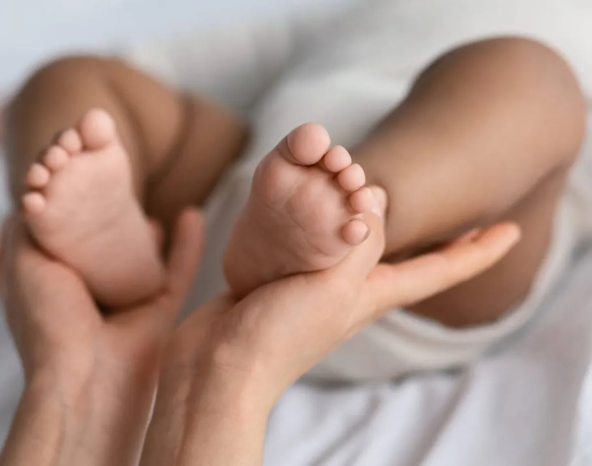 صورة لمولود يشعر بالتشنج