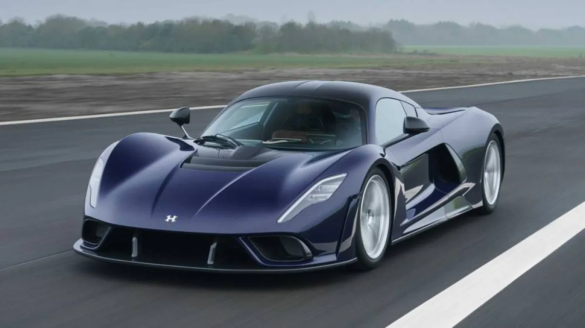 هينيسي فينوم إف 5 تطلق العنان بقوة 1,817 حصاناً في اختبارها الأخير!