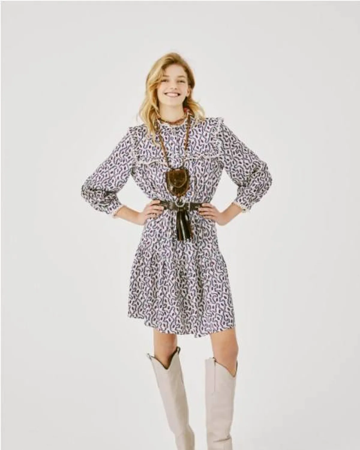 فستان بسيط وناعم من بياتريس .بي  Beatrice  .B