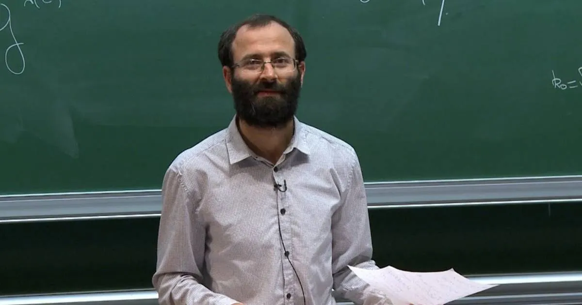 نادر المصمودي الفائز بجائزة الملك فيصل في الرياضيات