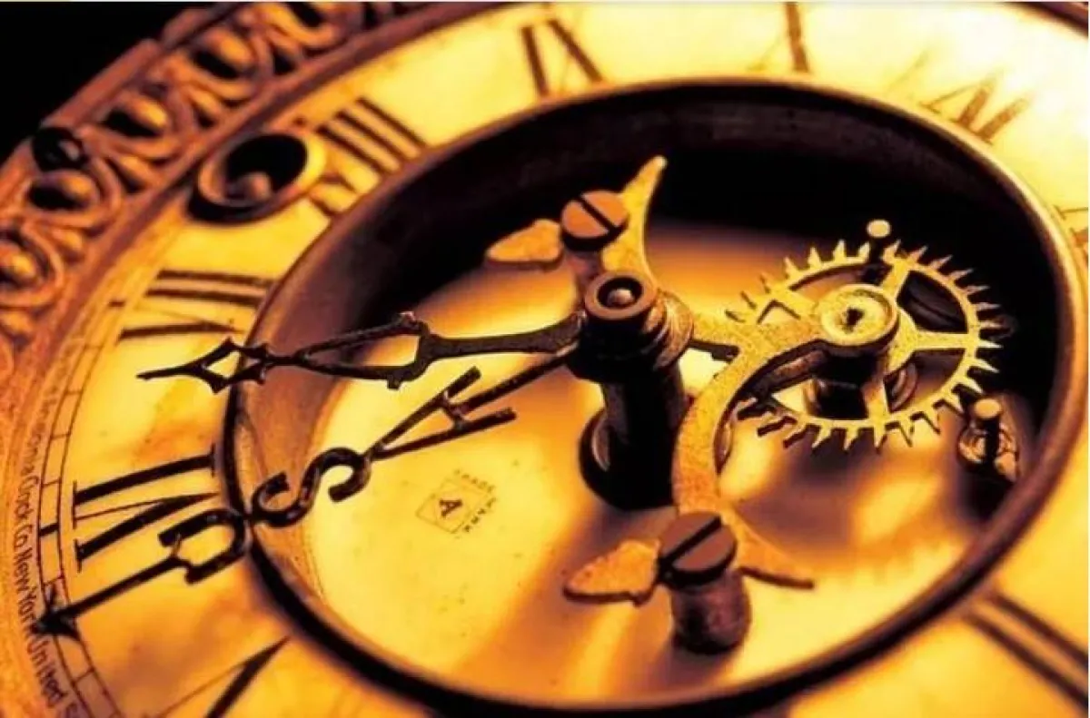 ثقافات غريبة حول العالم