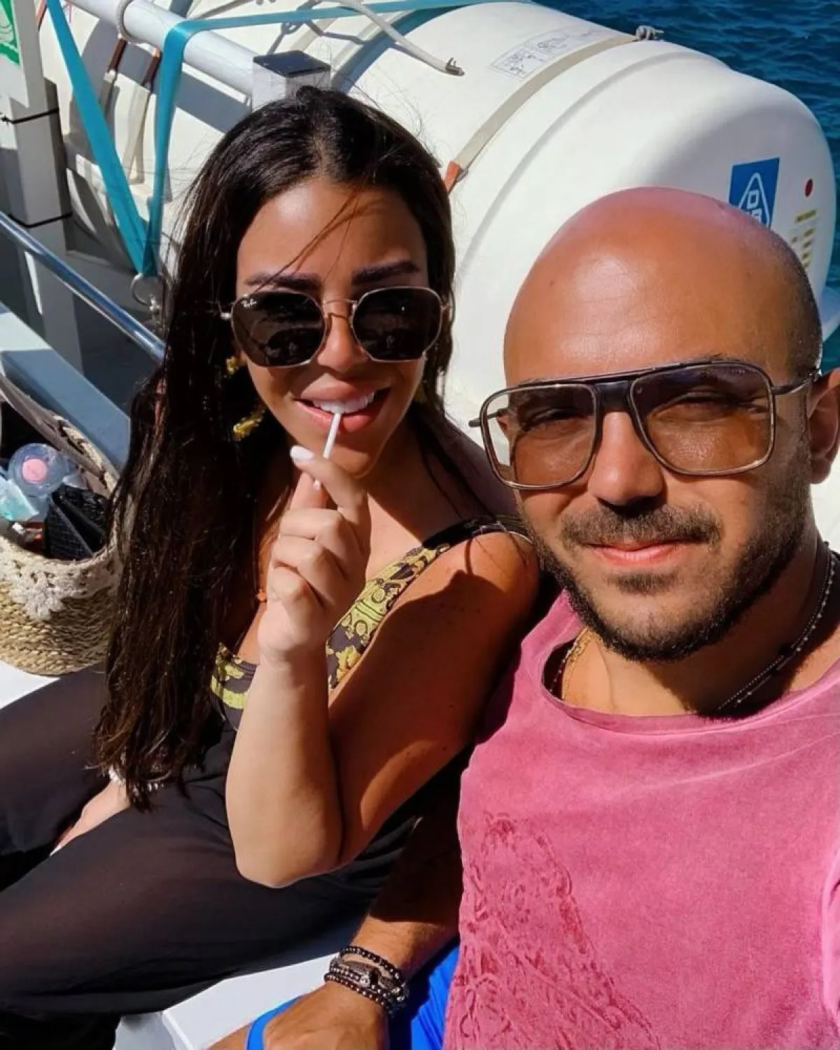 العسيلي وزوجته أمنية عبد المنعم