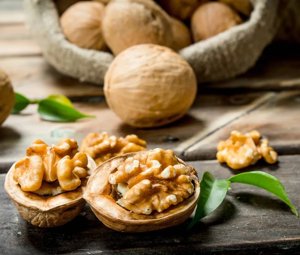 صورة لحبات عين الجمل أو الجمل الشهية والمفيدة