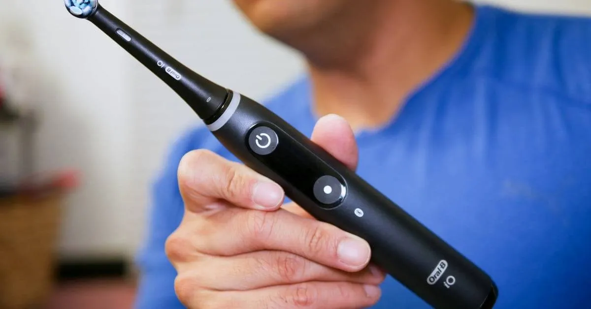 صورة فرشاة أسنان أورال بي ذكية