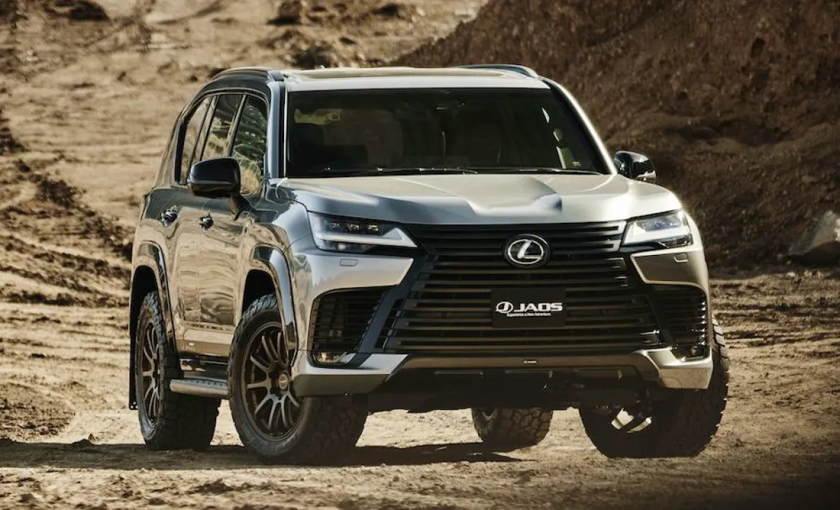 لكزس LX 600 بتعديل جديد للطرق الوعرة