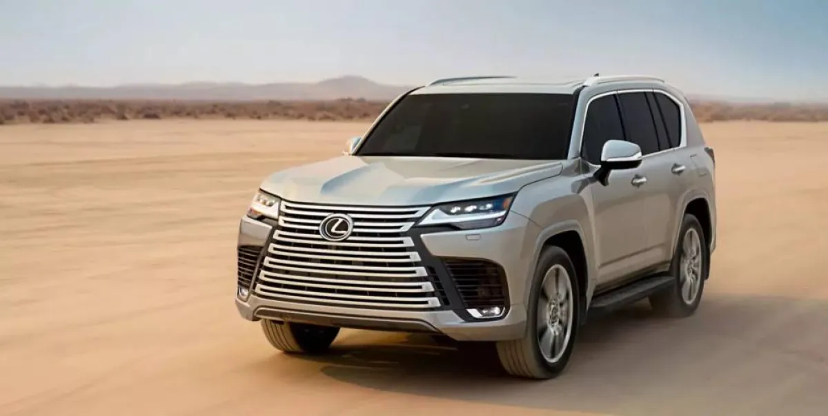 لكزس LX 600 بتعديل جديد للطرق الوعرة