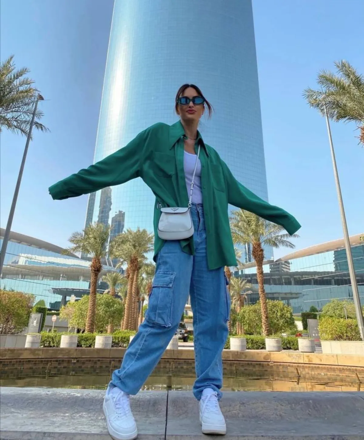 أزياء باللون الأخضر من كارن وازن