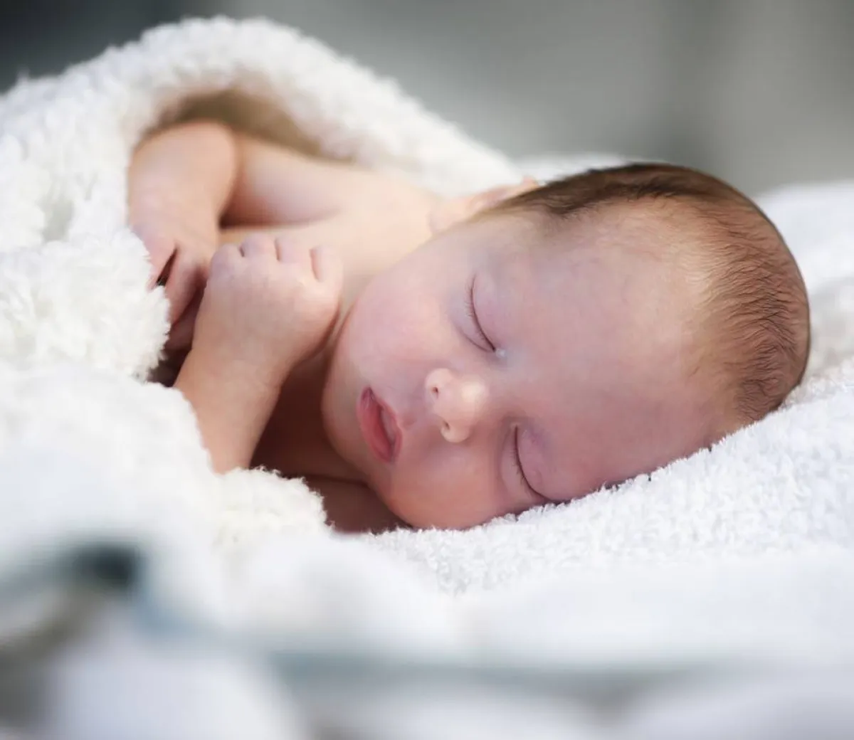 صورة لمولود نائم