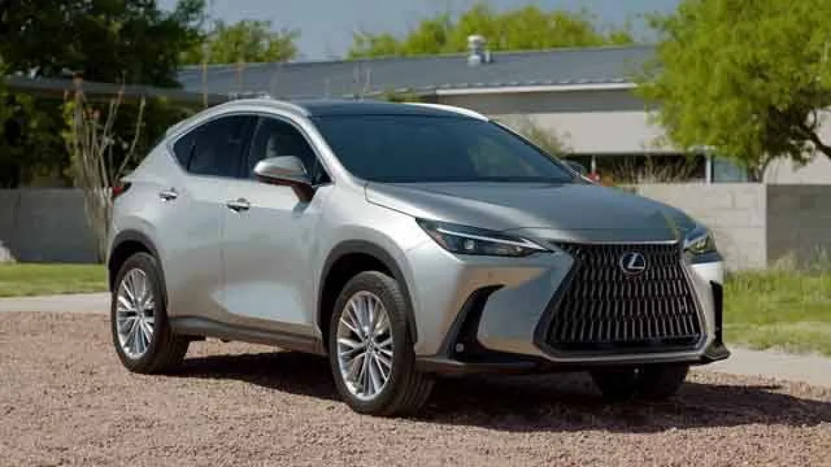 تدشين لكزسNX 2022 بكرنفال اوتوفيل الرياض 