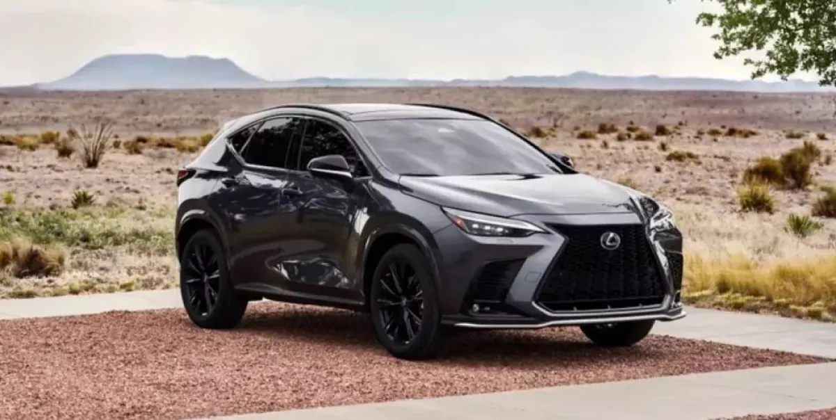 تدشين لكزسNX 2022 بكرنفال اوتوفيل الرياض 