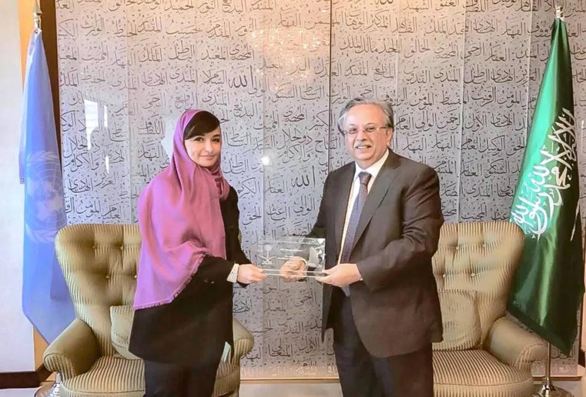 منال رضوان من أفضل الكوادر في السلك الدبلوماسي السعودي 