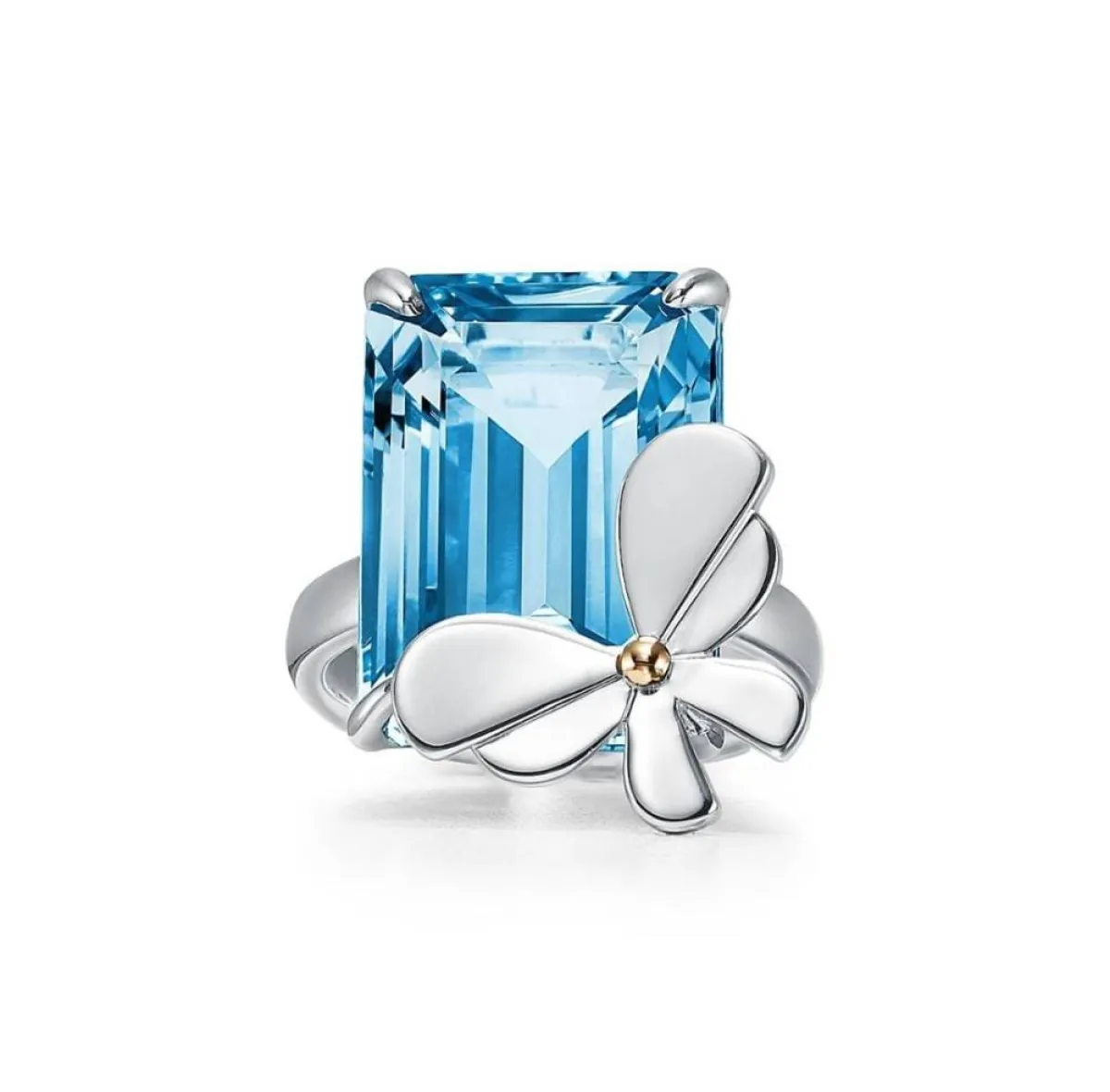 خاتم Blue Topaz Butterfly  من تيفاني أند كو Tiffany&Co 
