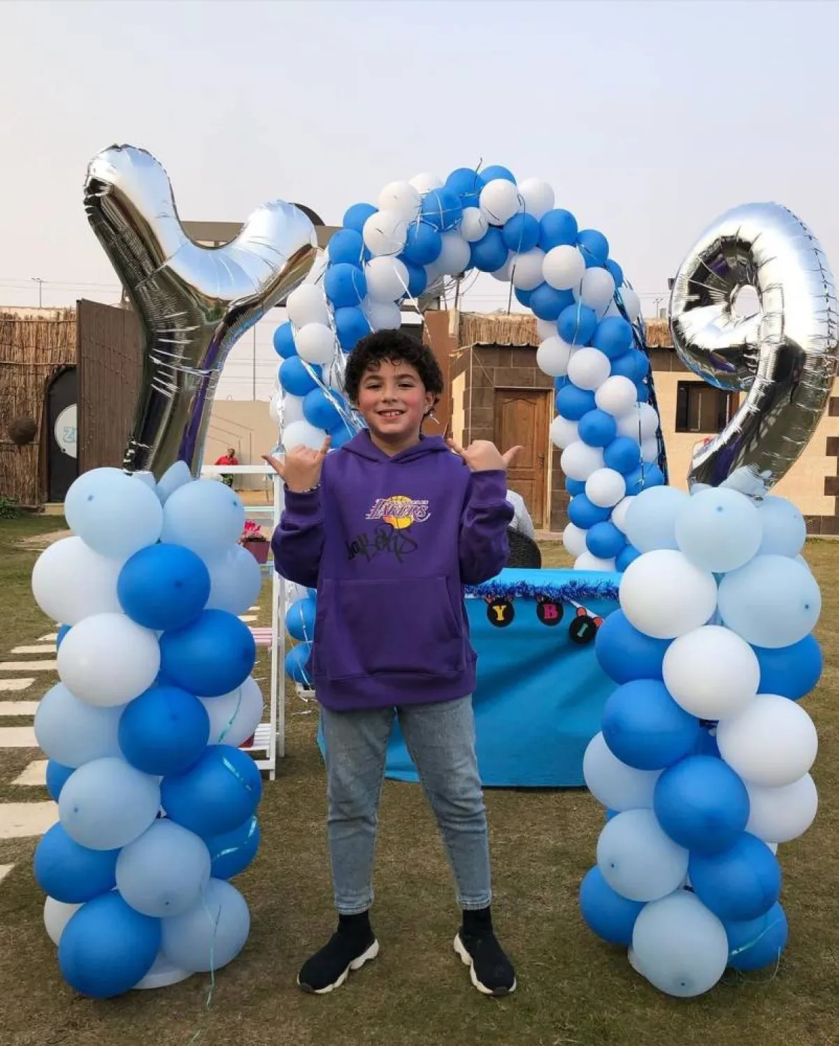 ياسين ابن غنوة شقيقة أنغام الراحلة يحتفل بيوم ميلاده - الصورة من حساب ياسين على انستغرام