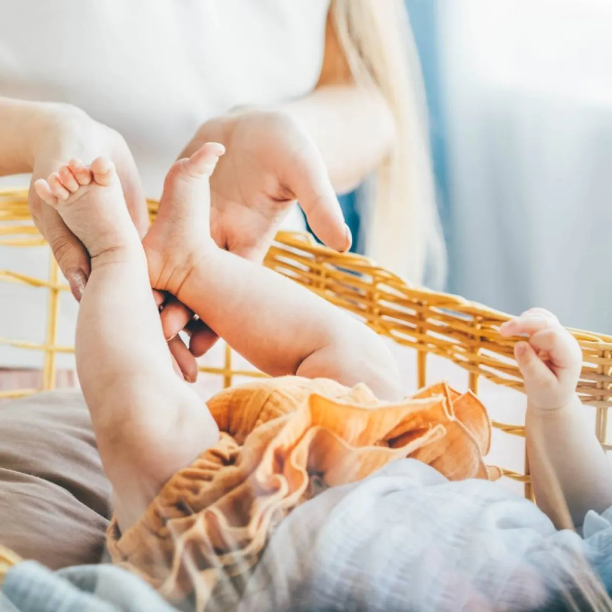 صورة لقدمي رضيع