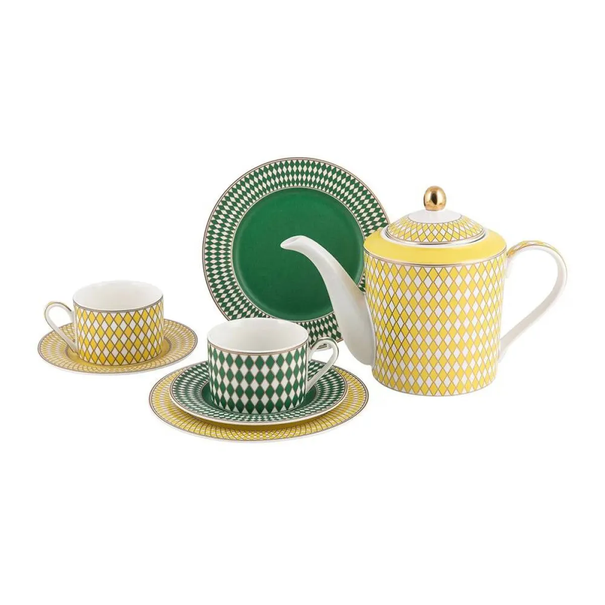 (الصورة من Amara.com لطقم الشاي Chess Tea set من Pols Potten)  