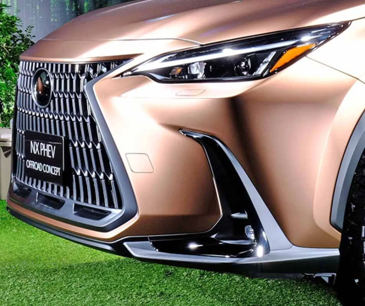 لكزس تطرح سيارتين للطرق الوعرة