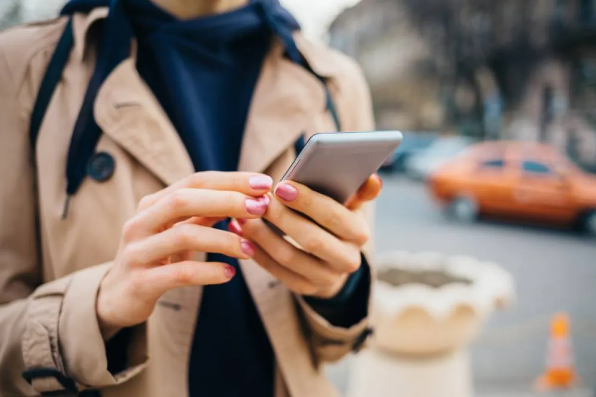 تطبيقات متاحة من دون اتصال بالإنترنت