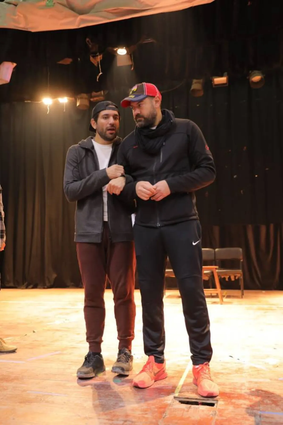 حسن الرداد وعمرو يوسف من بروفات مسرحية كازانوفا - الصورة من حساب عمرو يوسف على انستغرام