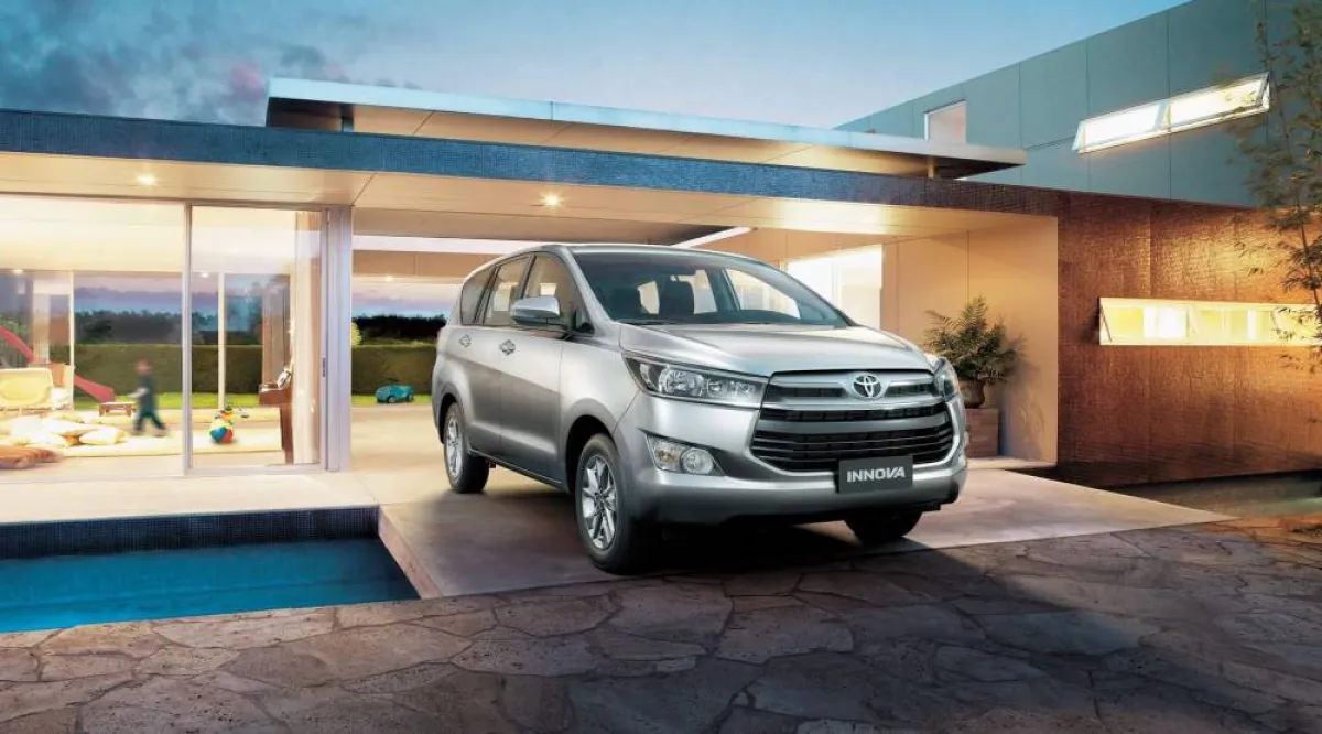 تويوتا إنوفا موديل 2022