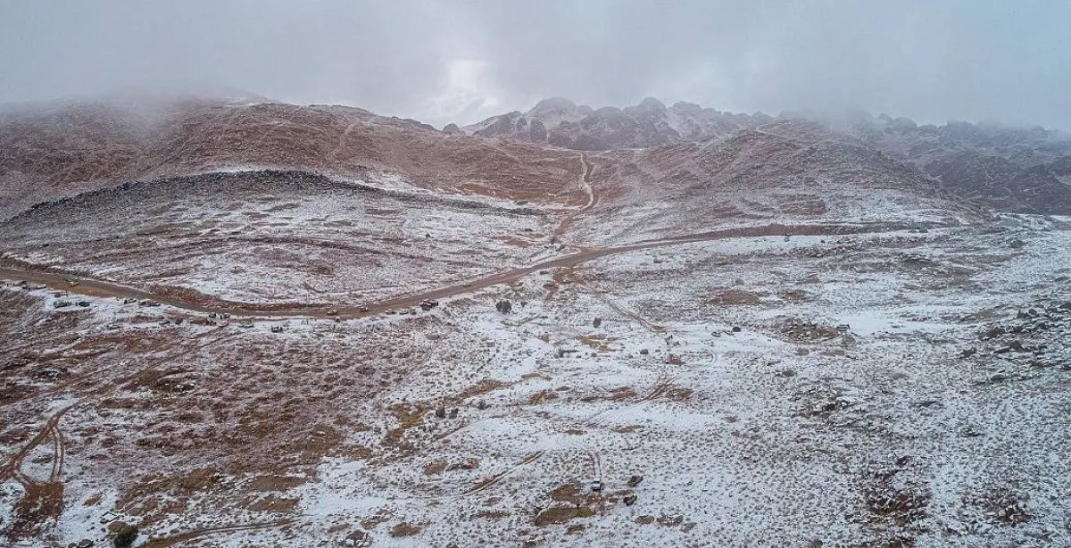 تتميز المناطق الشمالية من تبوك بهذه الظاهرة المناخية