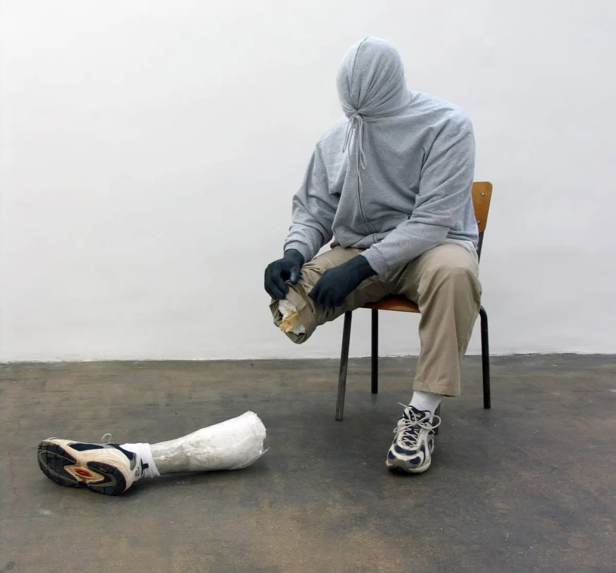 منحوتات الفنان مارك جنكينز