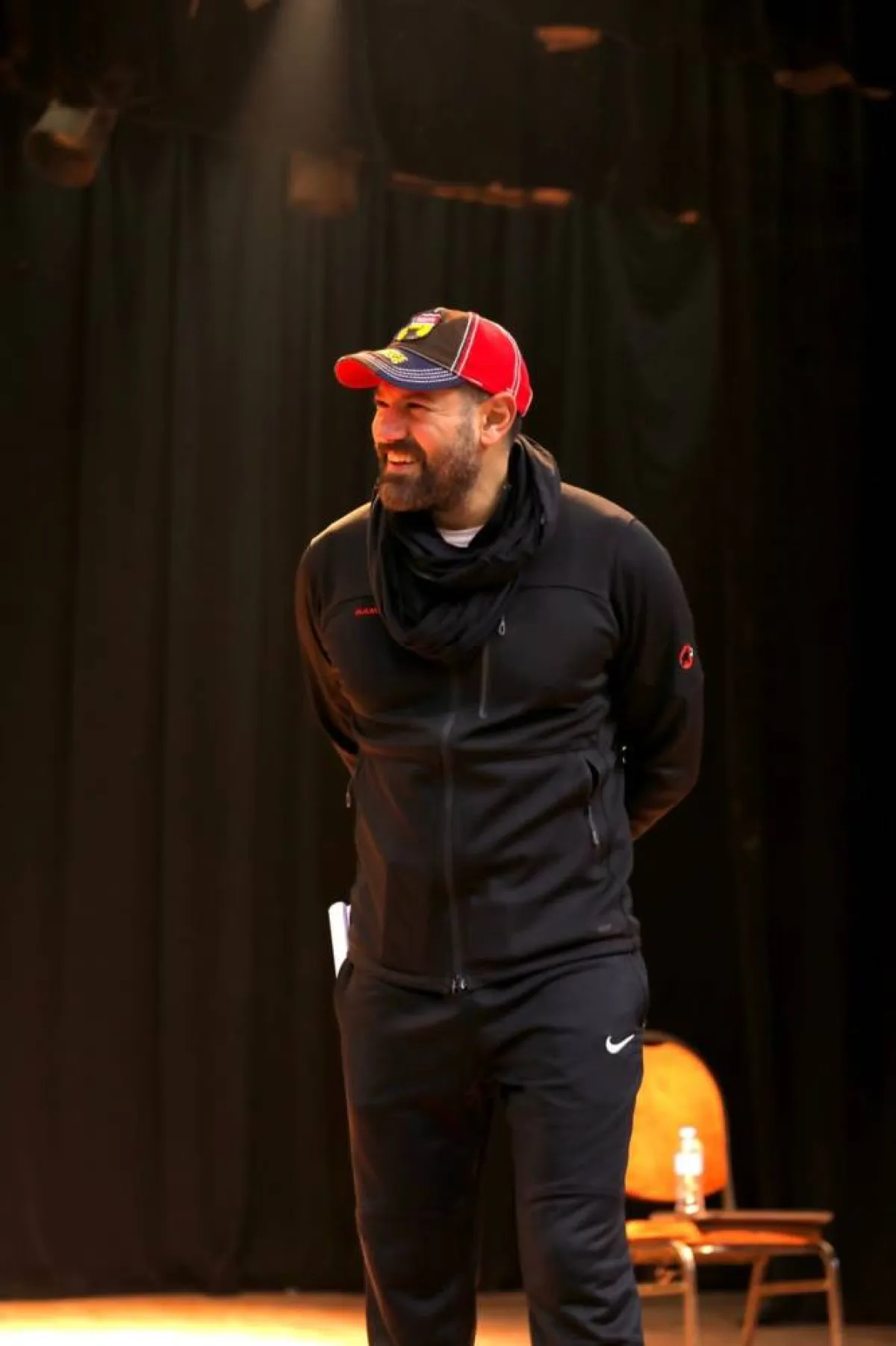 عمرو يوسف- الصورة من المسؤول الإعلامي لمسرحية "كازانوفا"