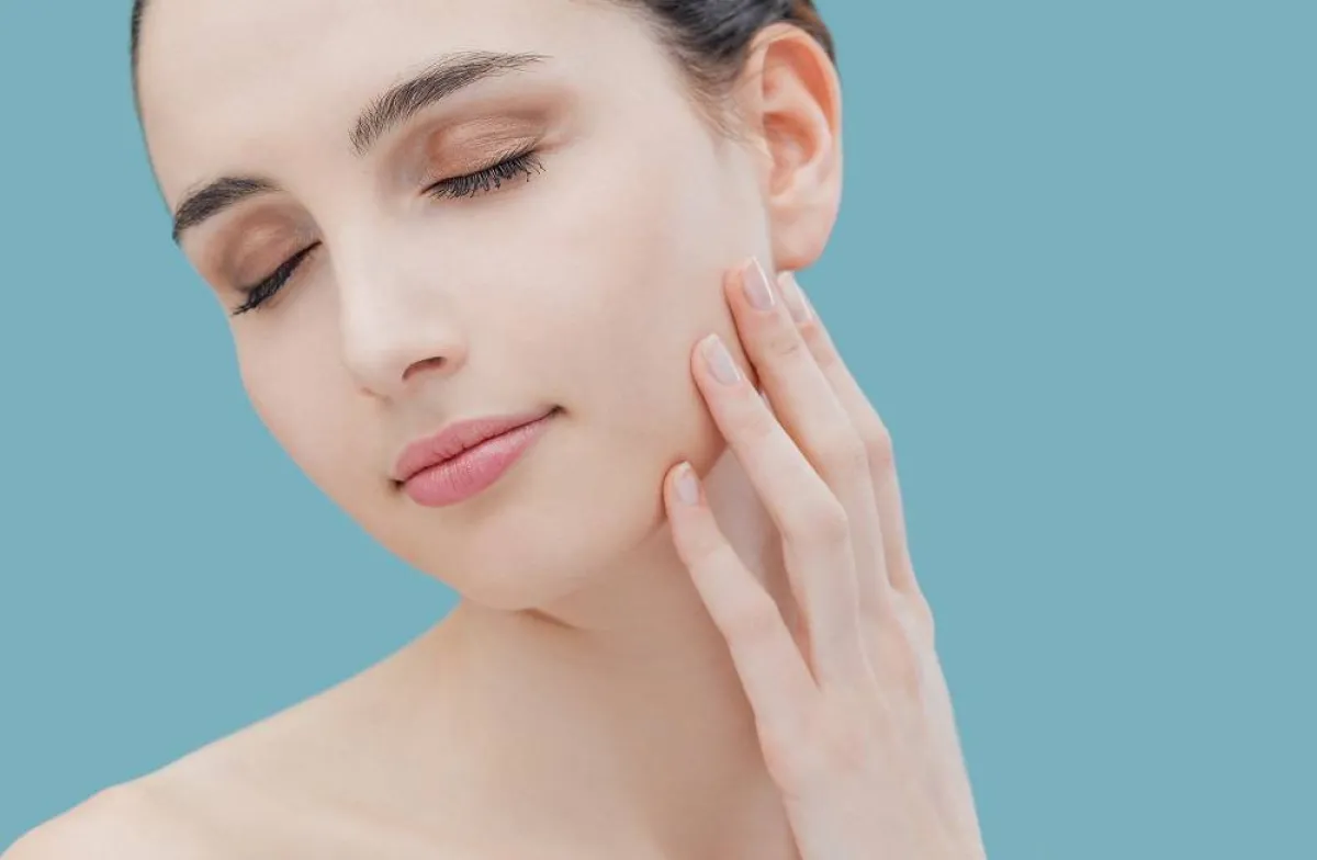 تنعيم وتمليس البشرة