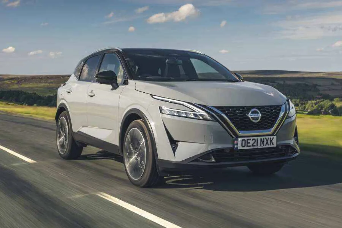 أحدث سيارة عائلية من نيسان 2022