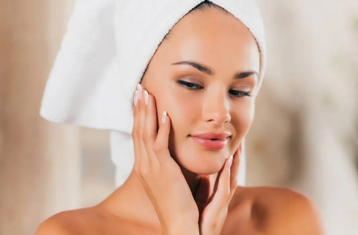 تنظيف البشرة