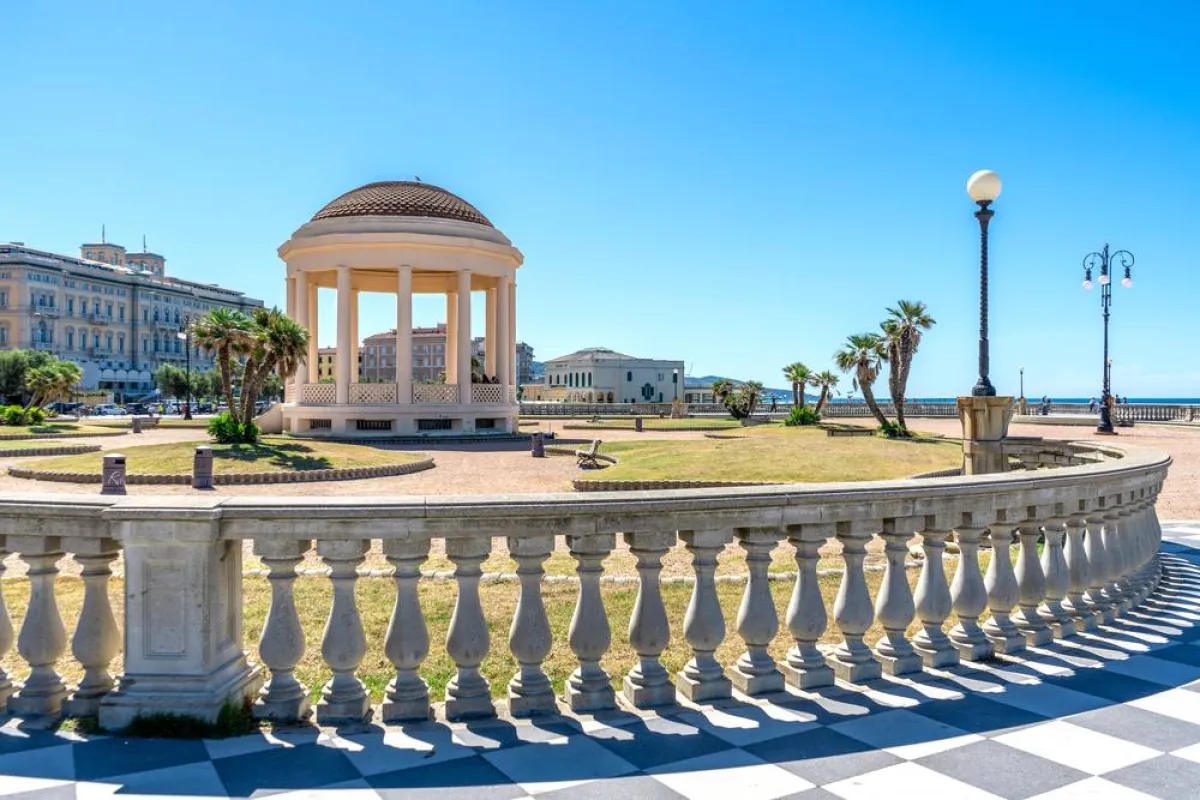 تيرازا ماسكاني