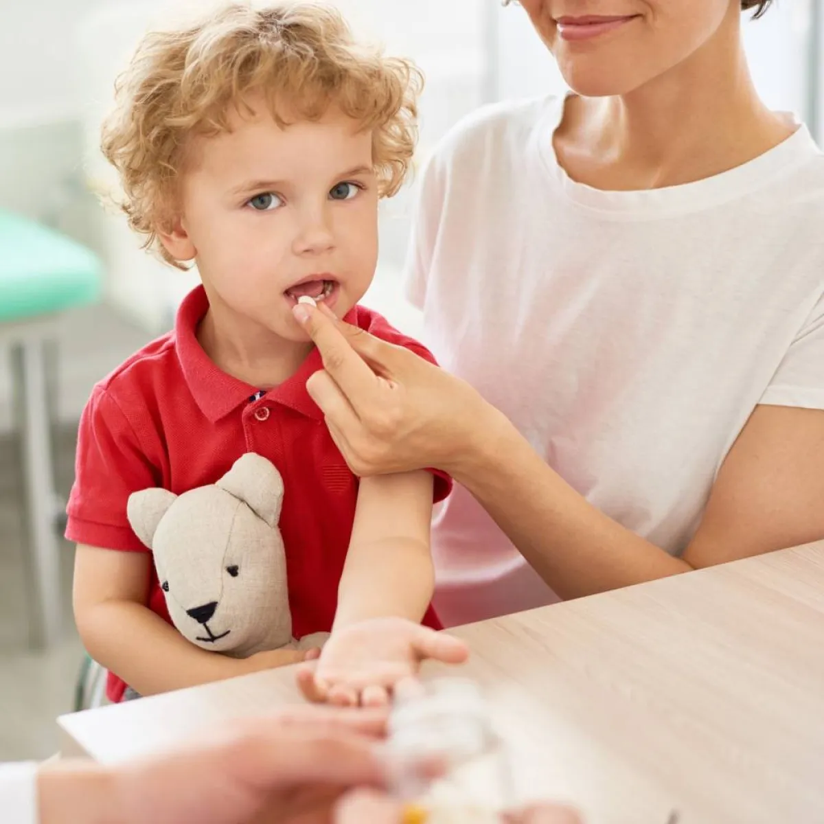 صورة لأم وطفلها