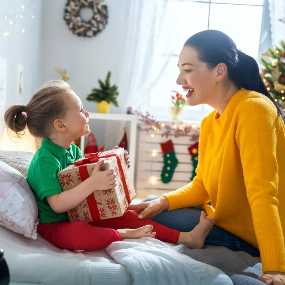 صورة لأم وطفلتها