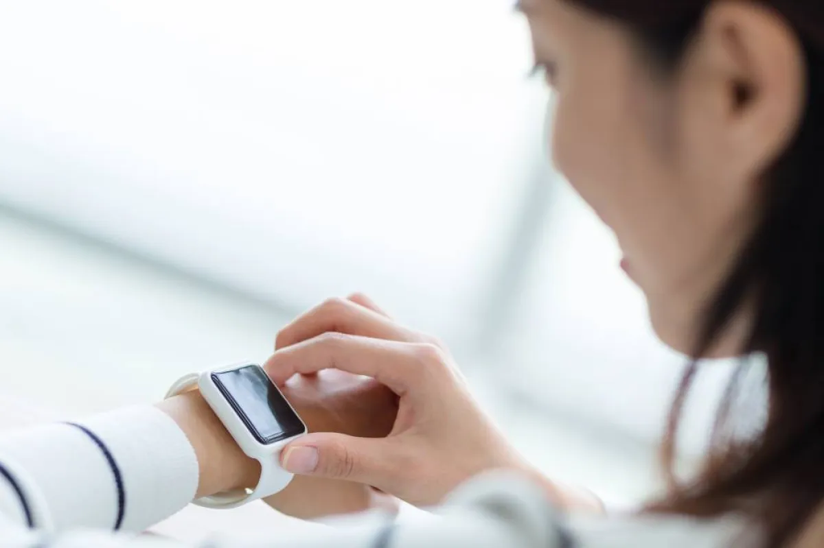 لا بدّ من اختيار موديل الساعة بالتناسب مع طراز الملابس