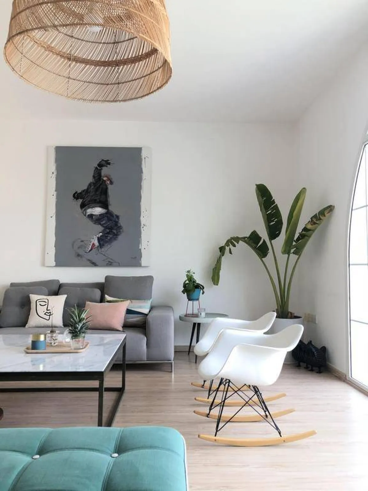 راهناً، يقوم بعض المصمّمين بدمج الطراز البوهيمي بالشقق العصريّة