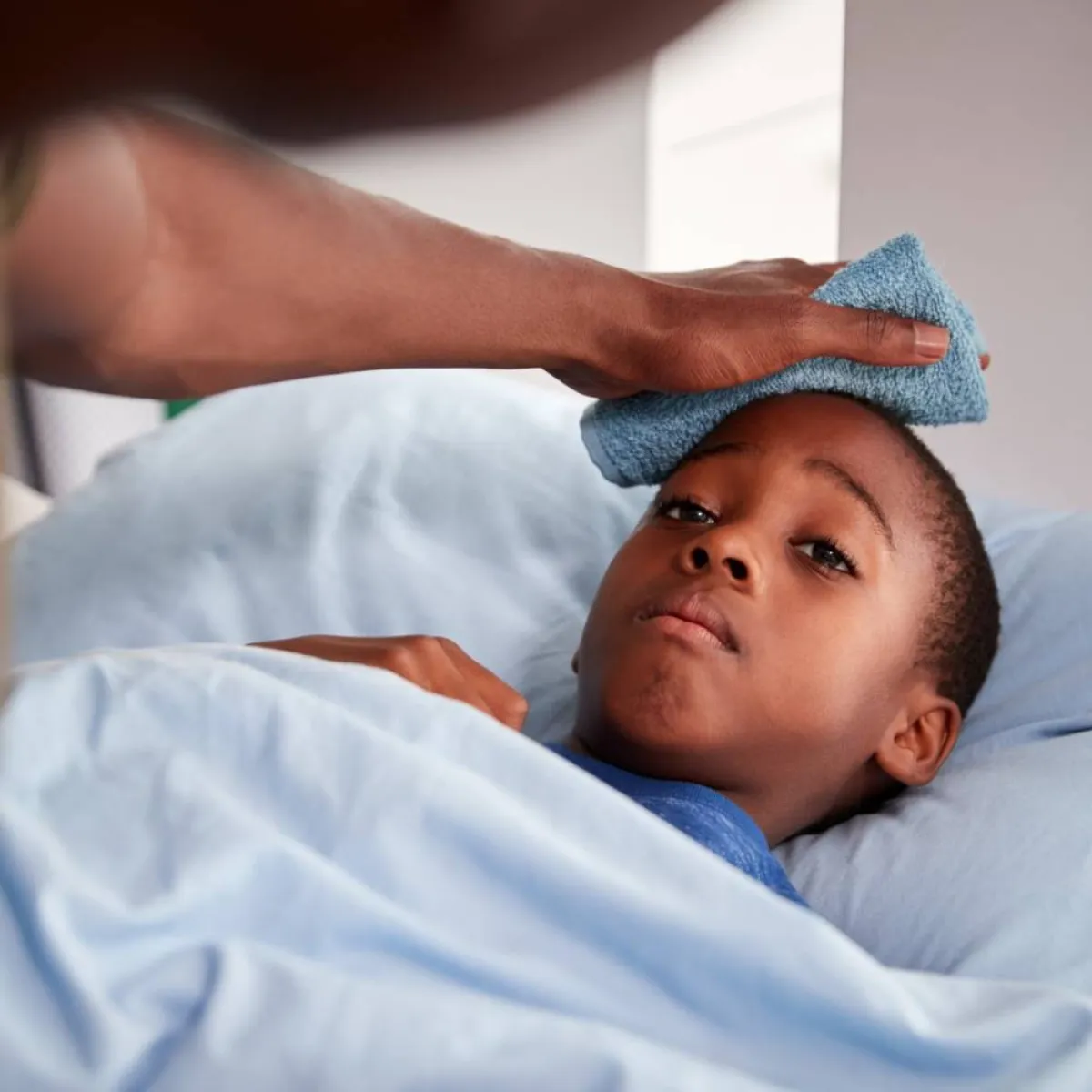 صورة لطفل مريض