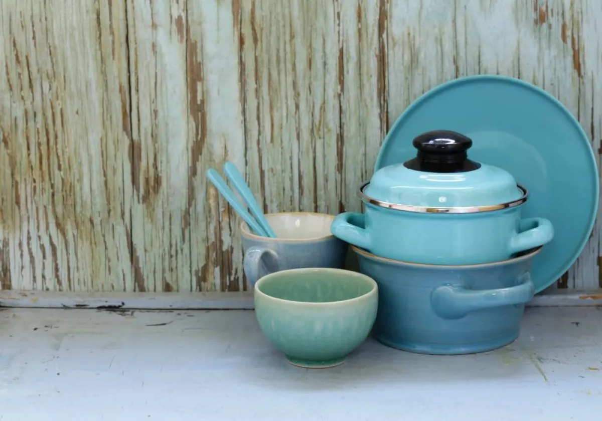 وسائل متبعة في تنظيف القدور الصدئة