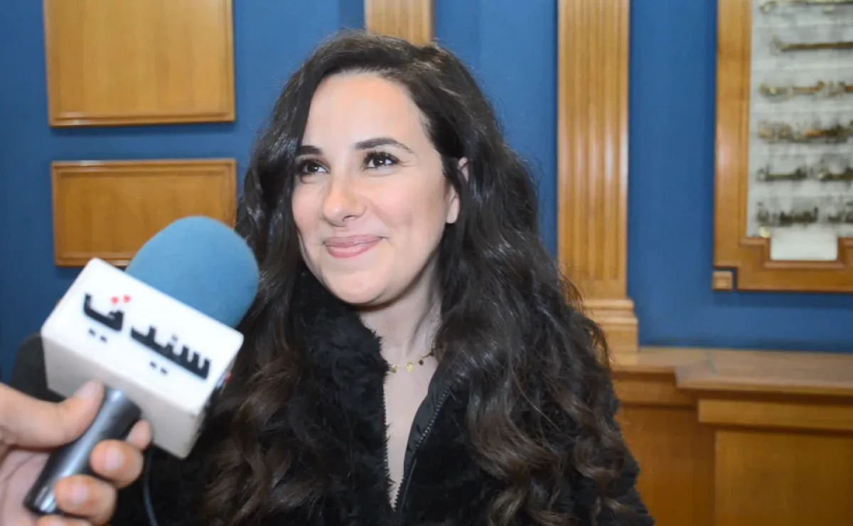 شيري عادل خلال لقائها مع كاميرا سيدتي - الصورة خاصة بسيدتي