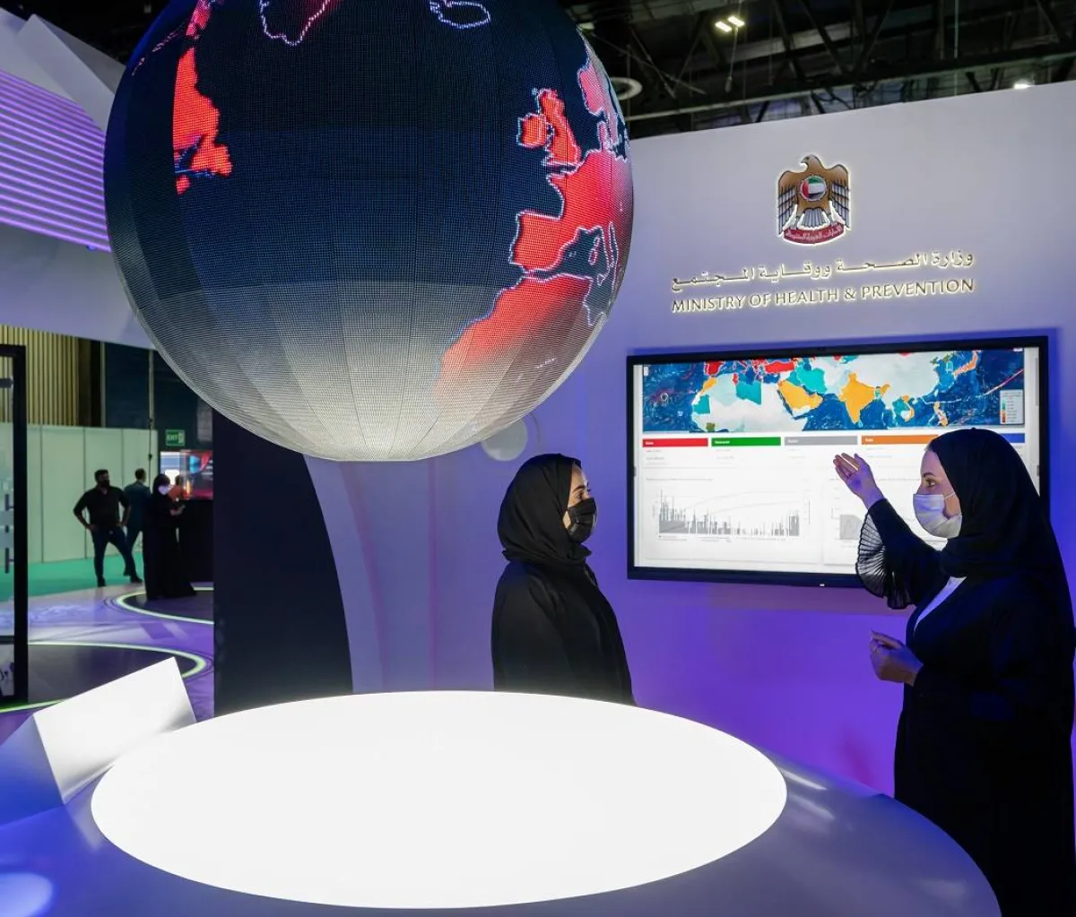 الصحة الإماراتية تطلق منصة إلكترونية لتعزيز أنظمة الترصد الوبائي. الصورة من "وام"