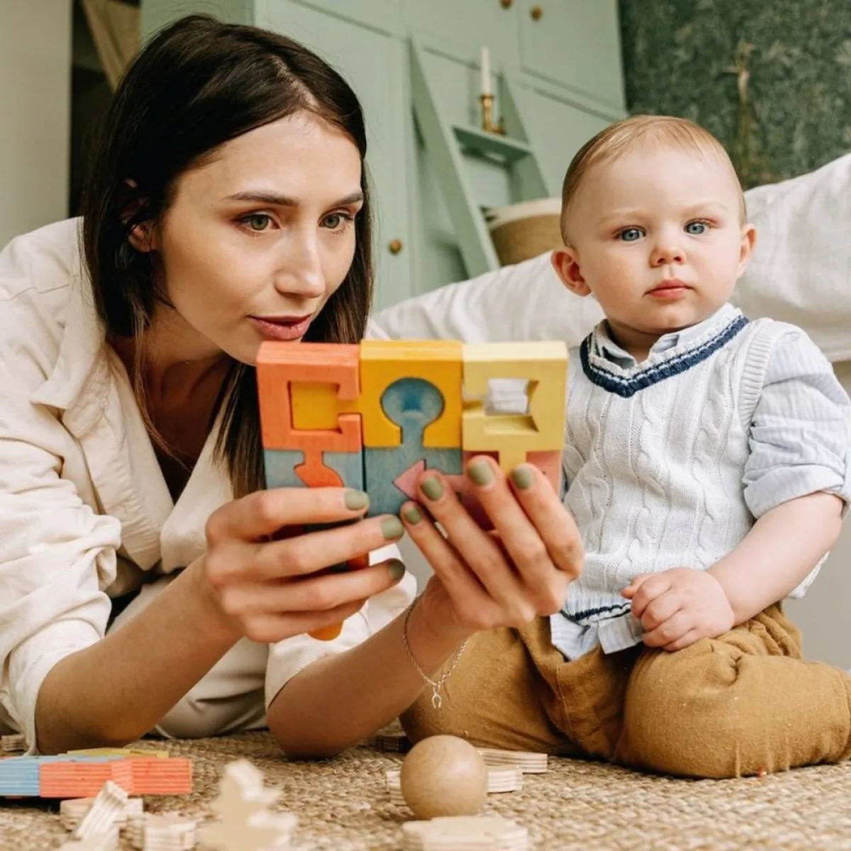 صورة لأم وطفلها