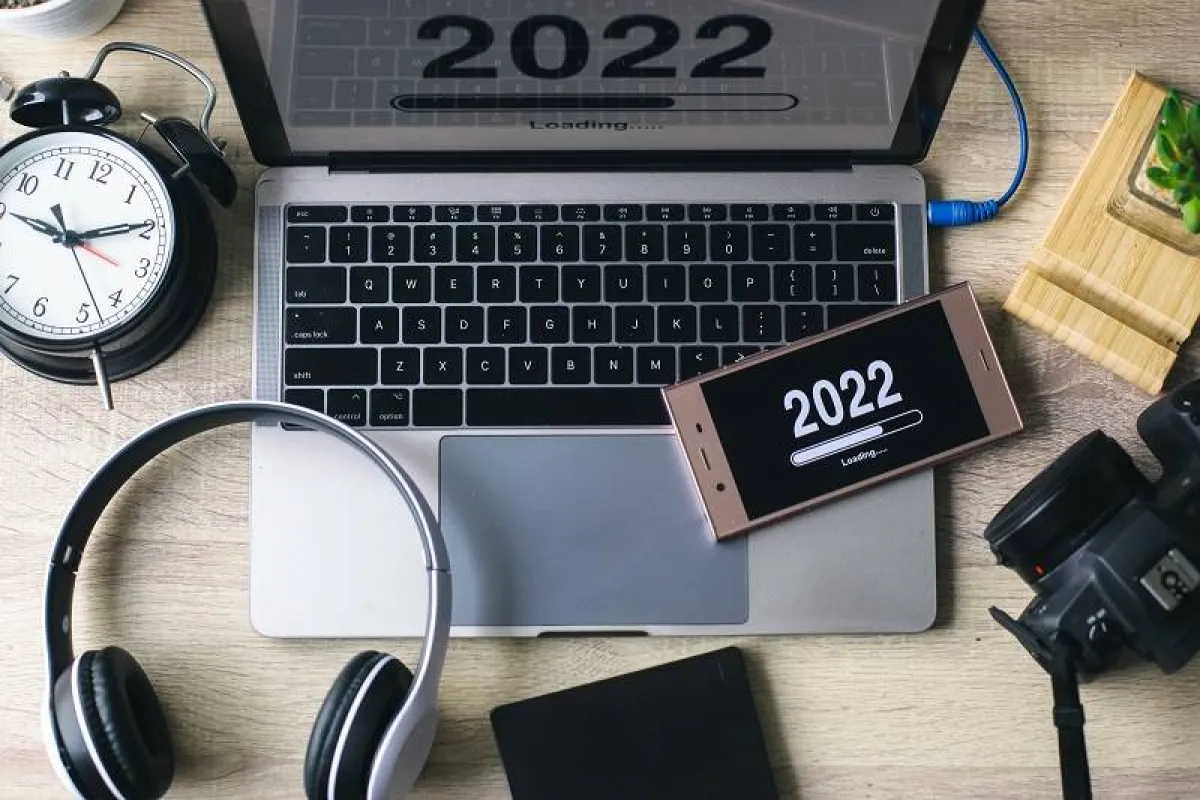 الأبراج والعمل 2022