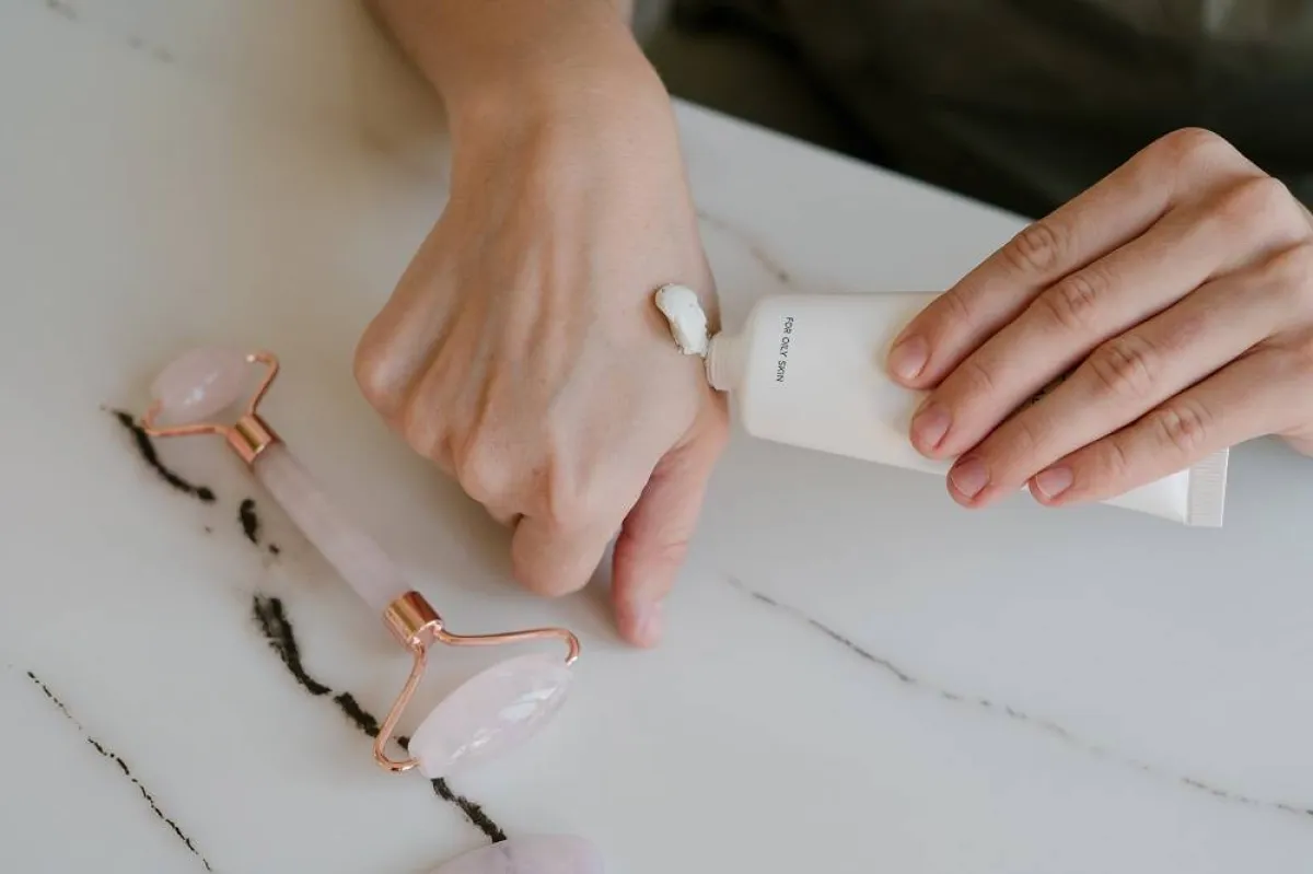 ترطيب اليدين