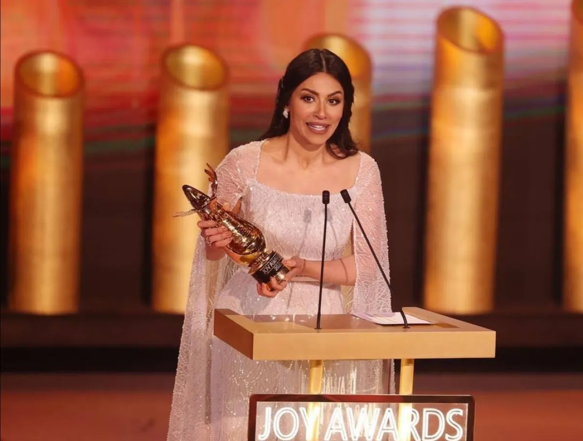 إطلالات النجمات في حفلة Joy Awards