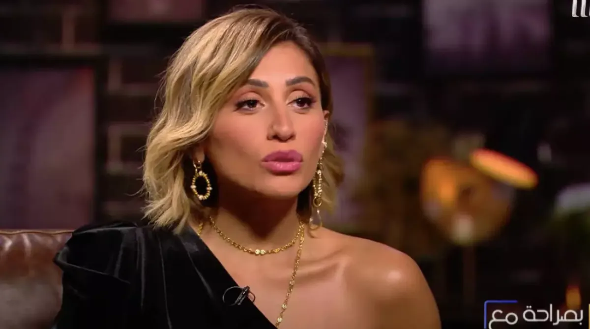 دينا الشربيني  -الصورة من برنامج "بصراحة مع" على mbc على يوتيوب