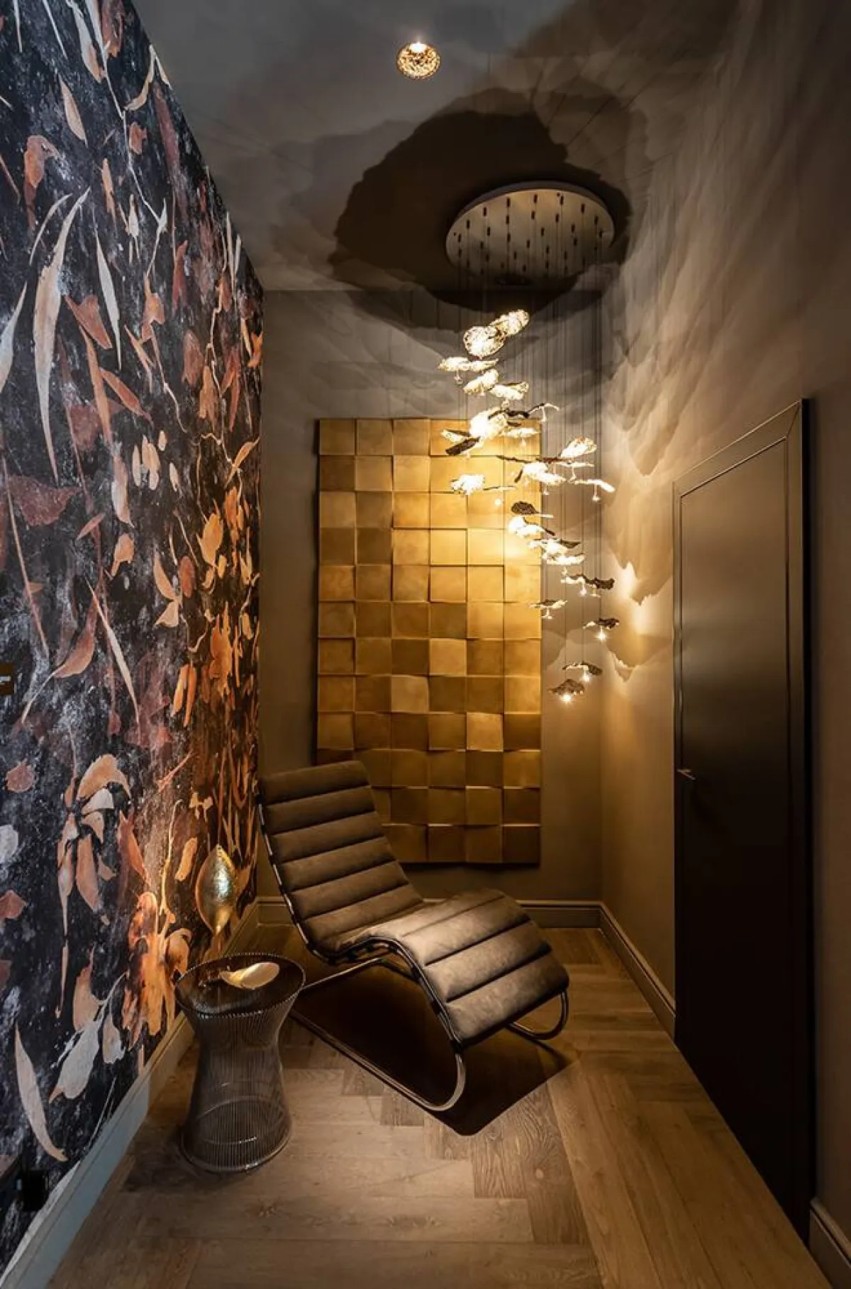 وحدات الإضاءة ذات التشطيبات النحاسية تروج